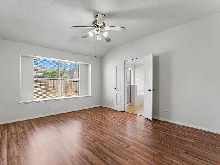30218 Deleon Fields Dr — Photo 24