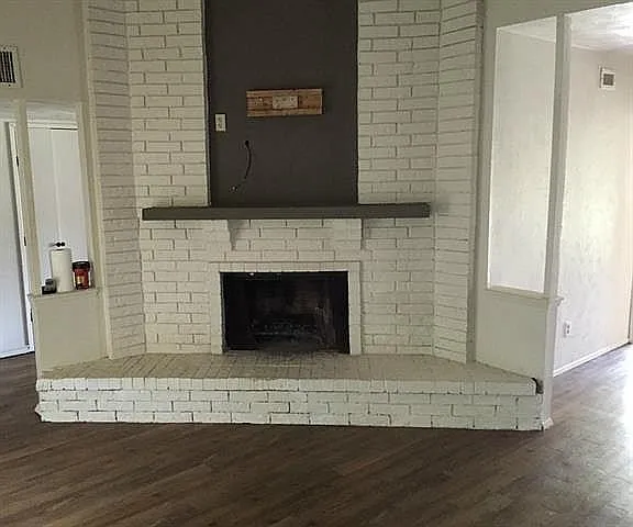 3 bed, 1692 sqft, $2,200 — Photo 2