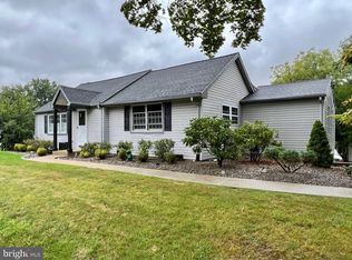 1063 Almshouse Rd, Warrington, PA 18976