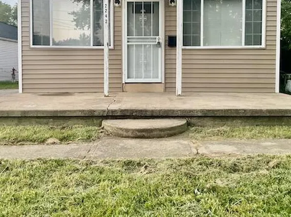 2242 Eakin Rd, Columbus, OH 43223