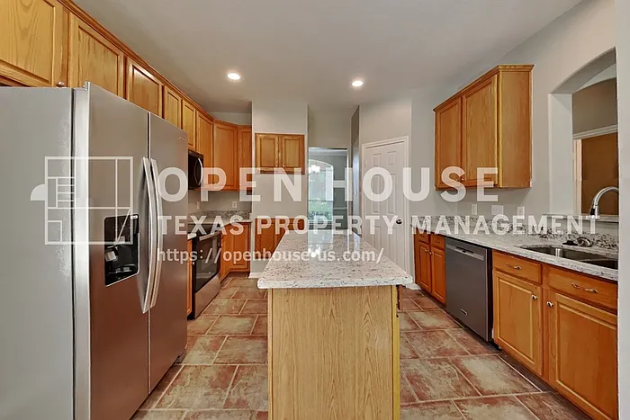2922 Maple Bend Dr — Photo 6