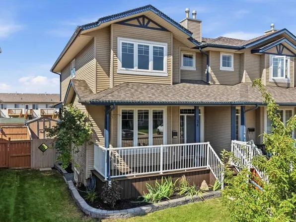 34 E Kanten Close, Red Deer, AB T4P 4E6