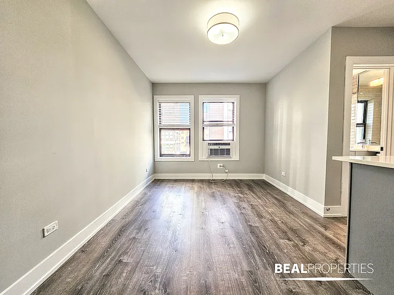 505 West Belmont Ave — Photo 91