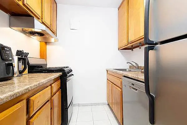 Rented by Metropolitan Property Group | media 11