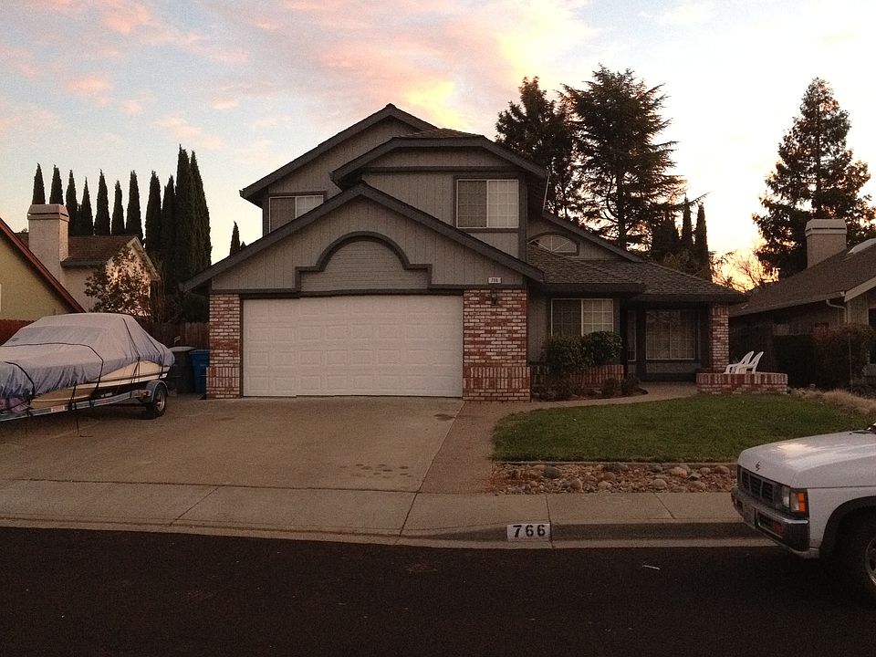 1st image of 766 Raven Dr