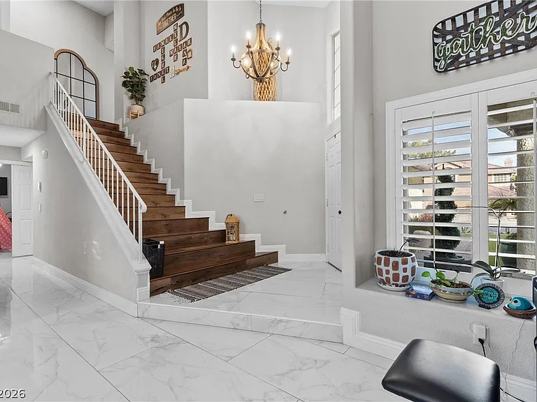 407 Crater Ct — Photo 5