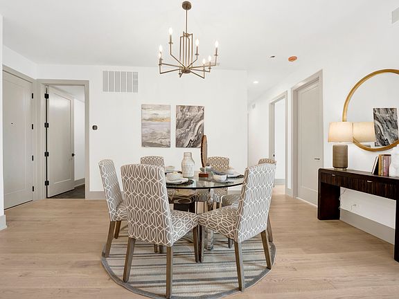 5th image of 1548 W Ardmore Ave #3C