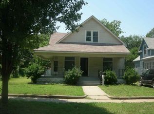 211 N Estelle Ave, Wichita, KS 67214