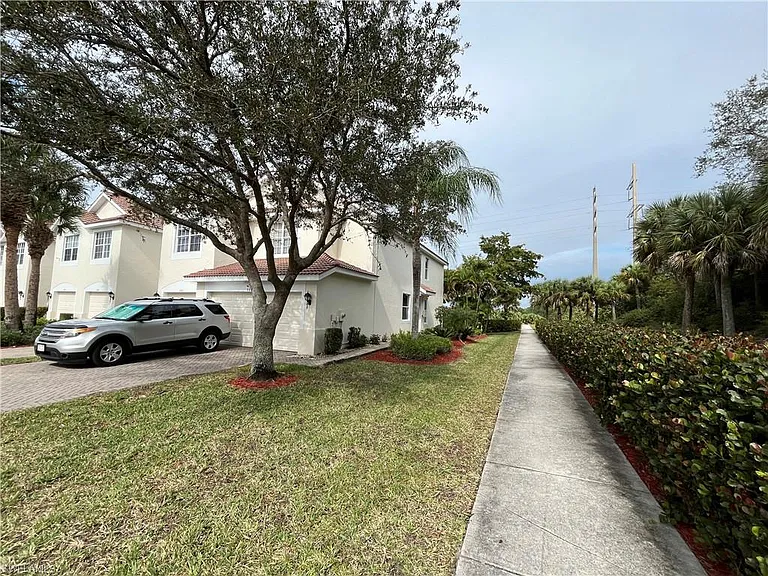 884 Hampton Cir #159 — Photo 20