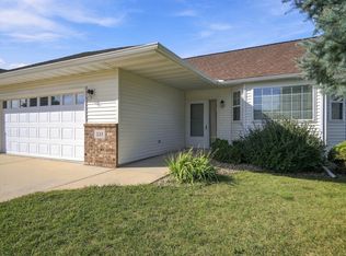 332 4th St SW, Blooming Prairie, MN 55917