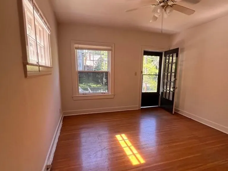 2122 Speed Ave #1 — Photo 3