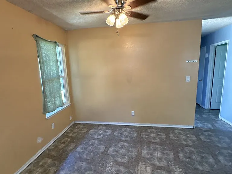 1737 W Buena Vista Ave — Photo 5