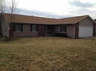 824 E Wildflower Dr, Ellettsville, IN