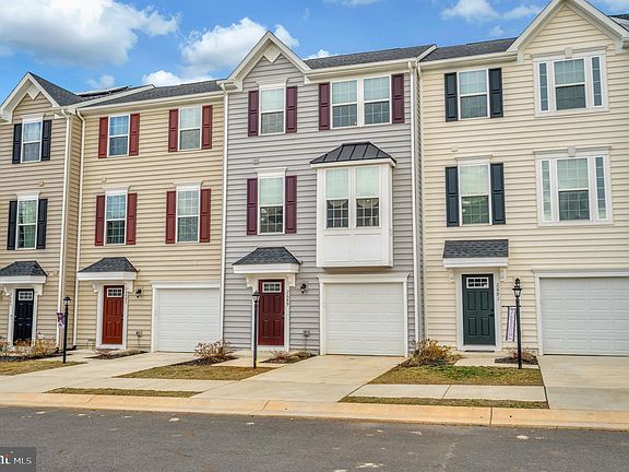 4th image of 2689 Bears Den Dr