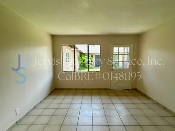 5523 Gardendale St #D, South Gate, CA 90280