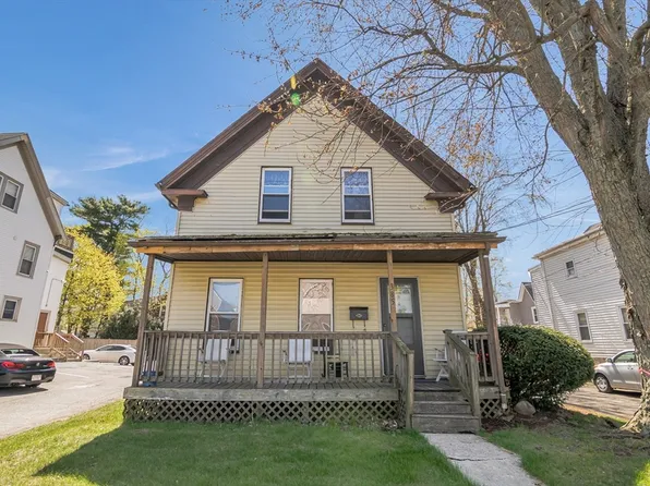 385 Centre St, Brockton, MA 02302