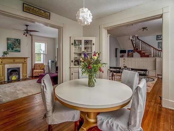 5th image of 4 Riverview Pl