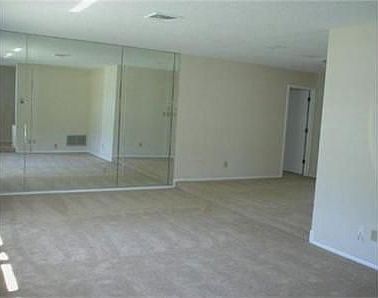 3rd image of 1882 La Grande Dr