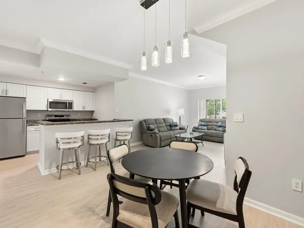 5820 W Sample Road #206, Coral Springs, FL 33067