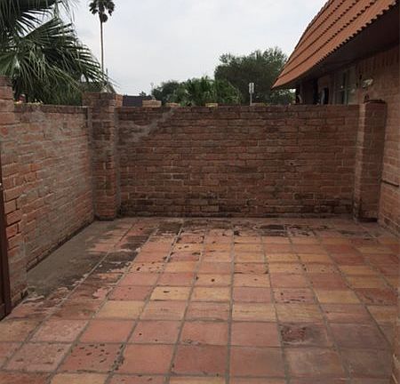 3rd image of 1400 Palm Valley Dr W