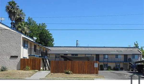 1414 W Clinton Ave #203 — Photo 3