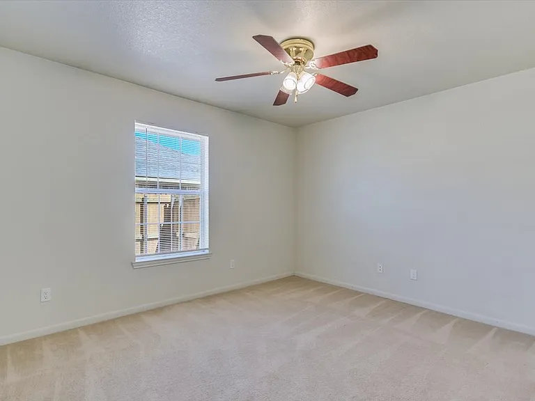 3805 El Paso Dr #A — Photo 11