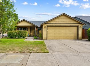 1895 Adelman Loop, Eugene, OR 97402