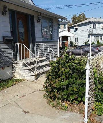 2nd image of 14022 Latham Ln
