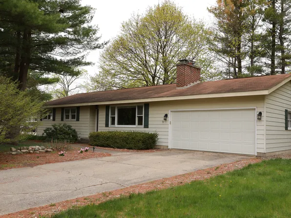 3716 Blarney Dr, Midland, MI 48640