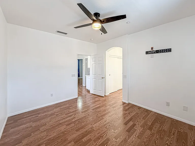 1838 Amberleaf Ln — Photo 18