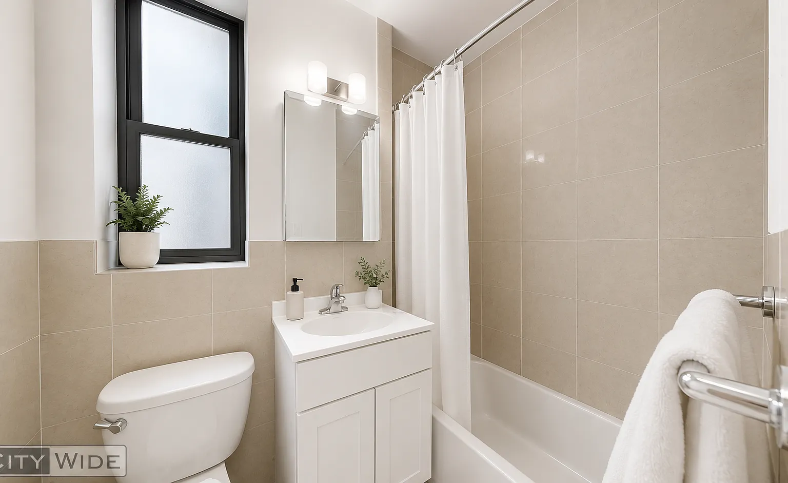 315 West 21st Street — Photo 4