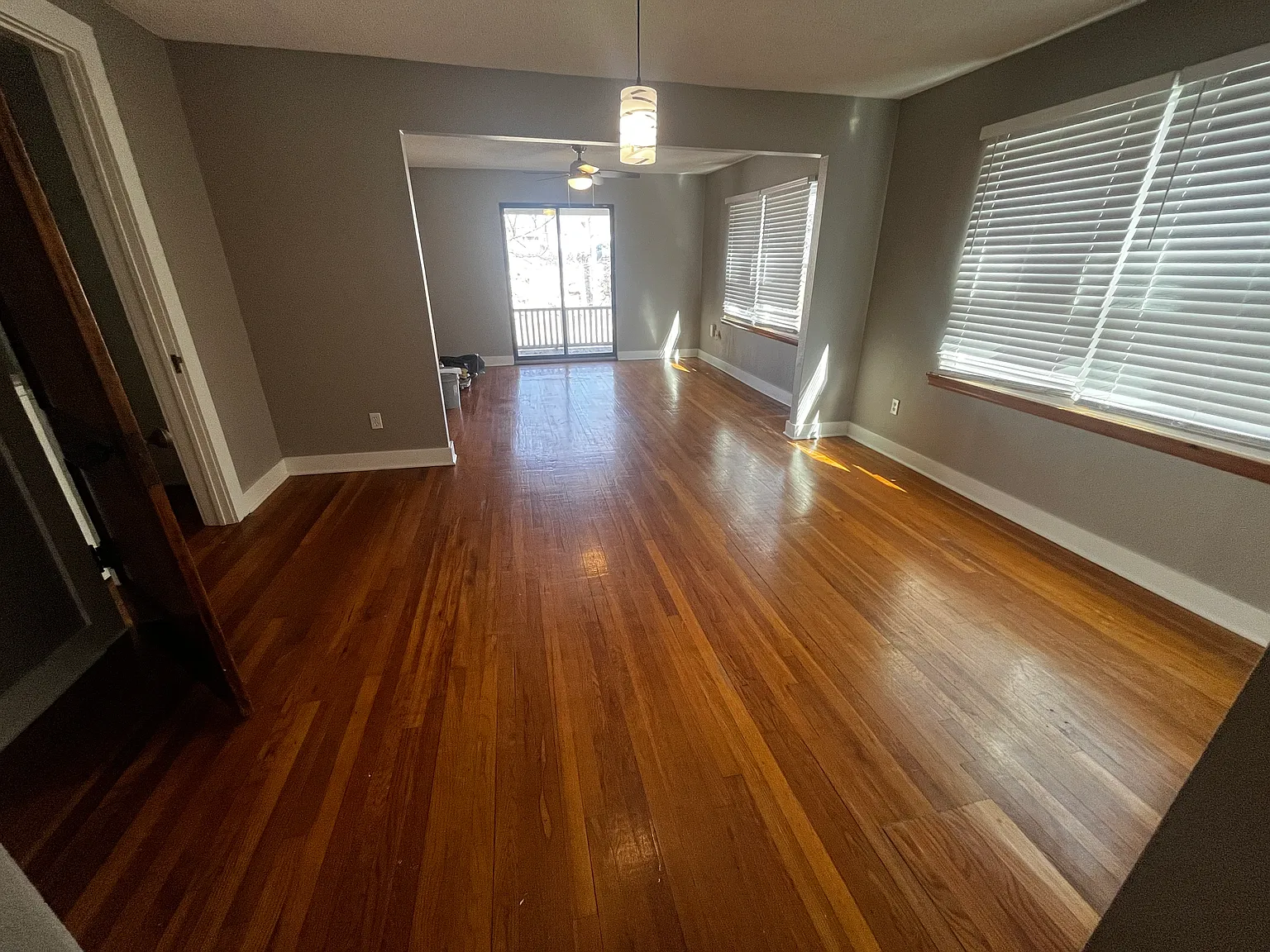 1 bed, 800 sqft, $1,090 — Photo 4
