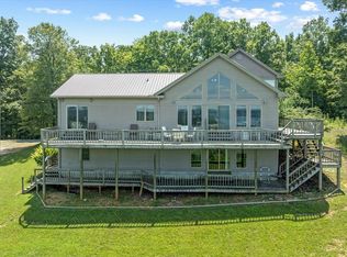 7380 Lillydale Rd, Byrdstown, TN 38549