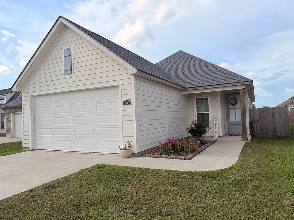 102 Kidd Ln