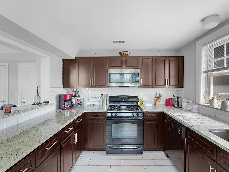 4438 McPherson Ave #A — Photo 4