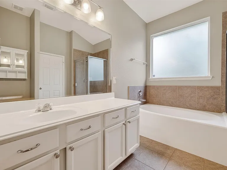 6431 Applewood Forest Dr — Photo 23