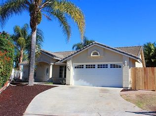 384 Womack Ln, Fallbrook, CA 92028
