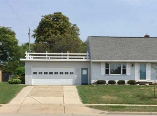 986 Cormier Rd, Green Bay, WI 54304