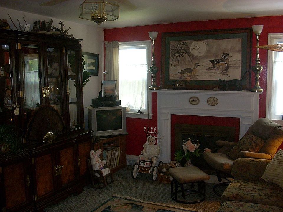1st image of 605 S Andrews Ave