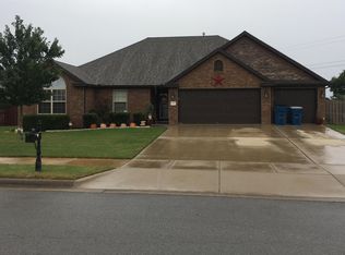 3607 SW Town Vu Rd, Bentonville, AR 72712