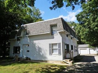 525 McKee St APT A, Batavia, IL