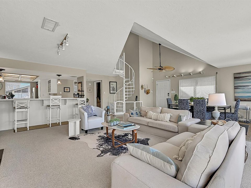 1st image of 13819 San Domingo Dr