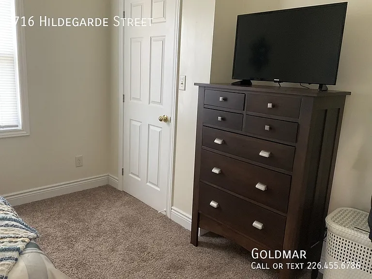 716 Hildegarde St — Photo 10