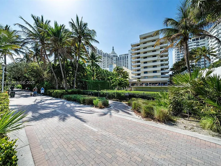 1623 Collins Ave #Penthouse 1010 — Photo 37