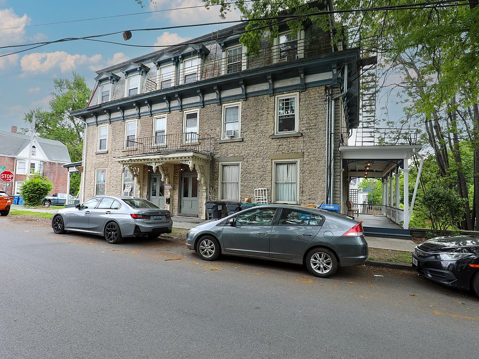 1st image of 89 Green St #1