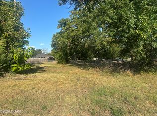1625 Iowa Ave, Joplin, MO 64804