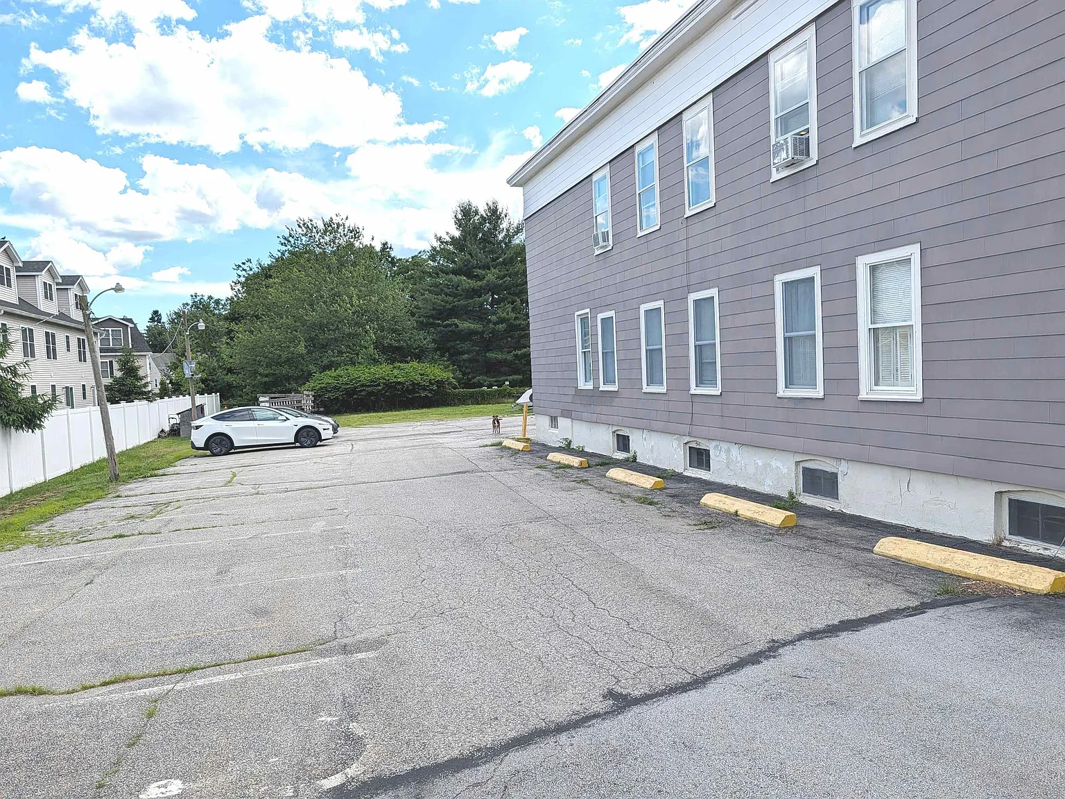 2 bed, 1.0 bath, 1100 sqft, $1,995 — Photo 1