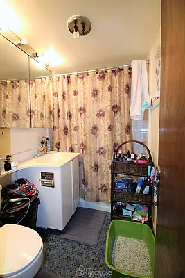 Rented by City Connections Realty | media 25