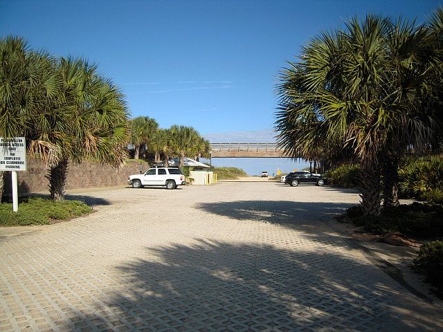 1st image of 34 Wildwood Dr