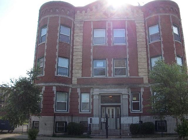 1st image of 5203 S Calumet Ave #1B